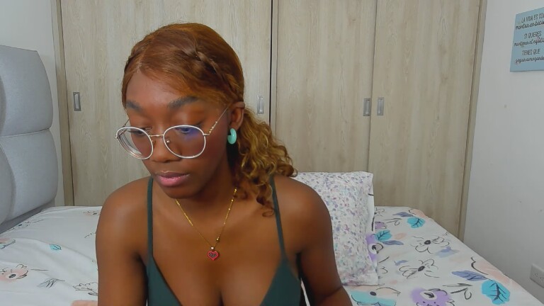 ZoeCollin's Streamate show and profile