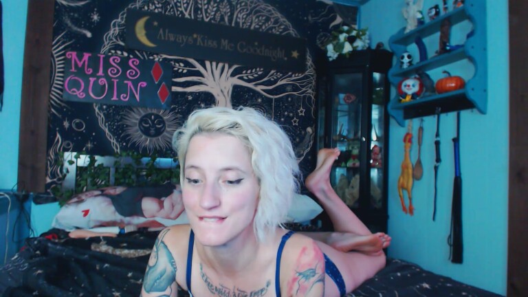 MissQuinCam's Streamate show and profile