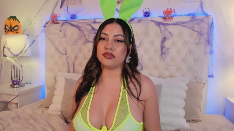 LolaBriink's Streamate show and profile