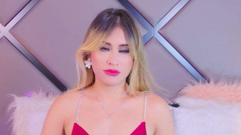 SandraSosa's Streamate show and profile