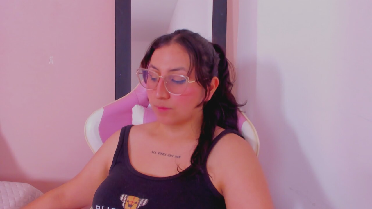 Maddyy_Moon
