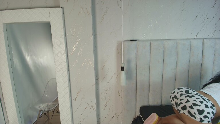 BETTY_BOOGB's Streamate show and profile