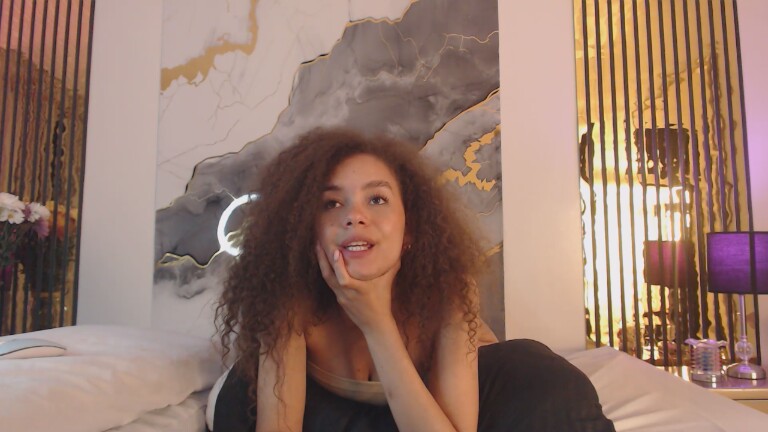 MiticaBrenner's Streamate show and profile