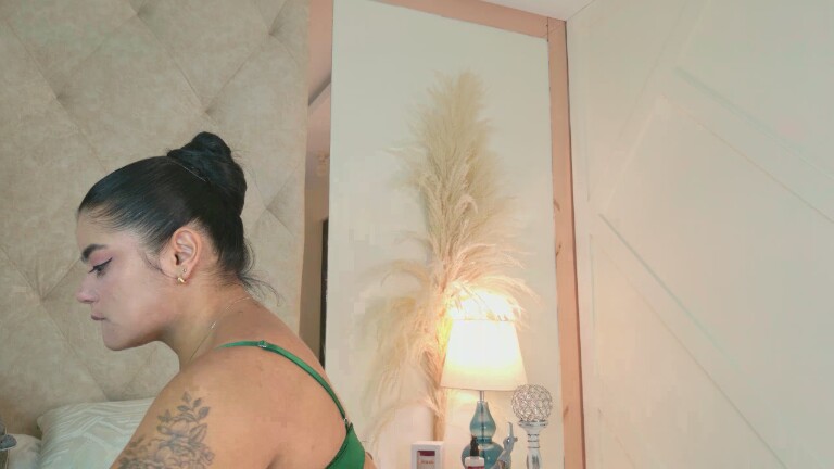 SamanthaMarquez's Streamate show and profile