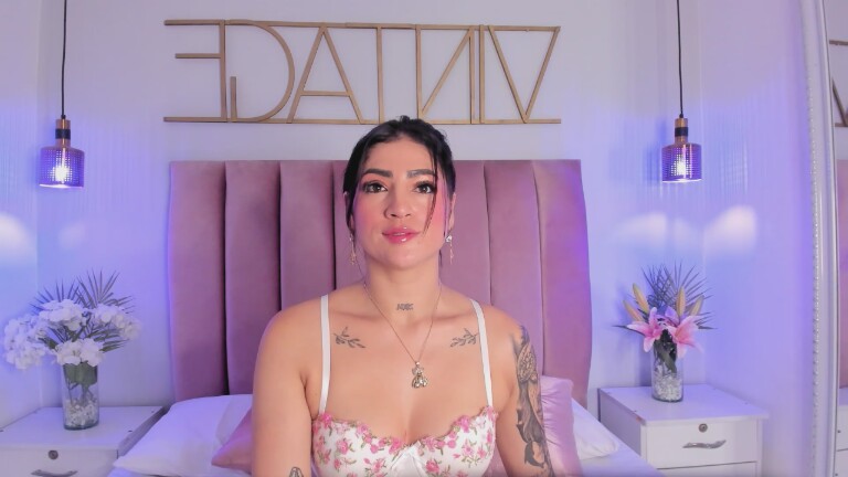 KendraaHill's Streamate show and profile