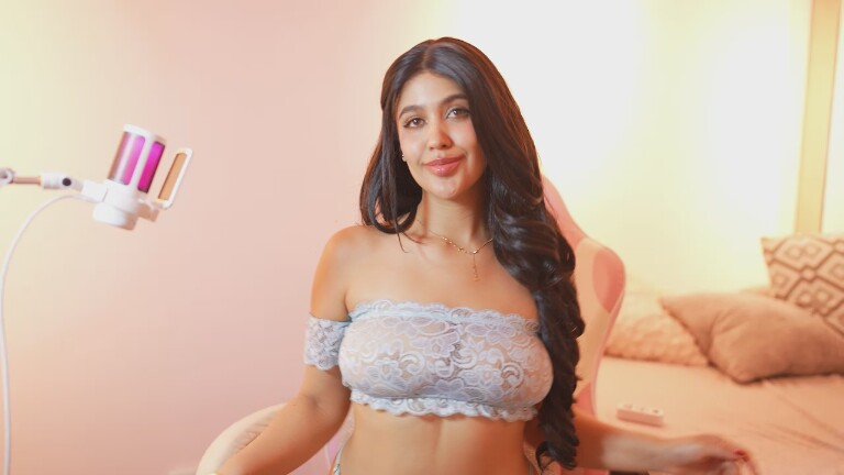 AvrilLaurent's Streamate show and profile