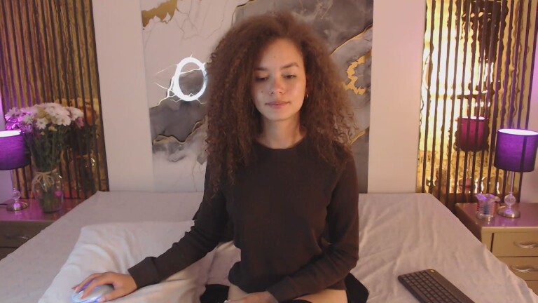 MiticaBrenner's Streamate show and profile