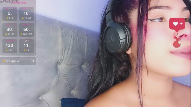 HeyemiVaughn's Streamate show and profile