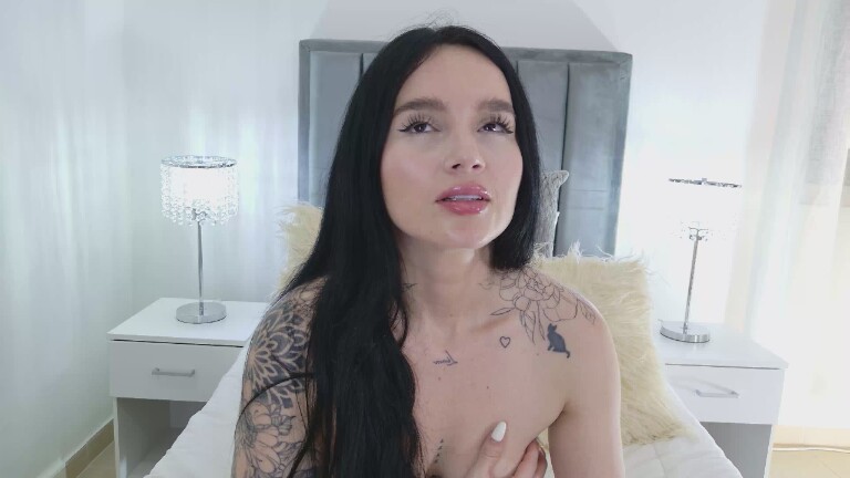 Sweetssinn's Streamate show and profile