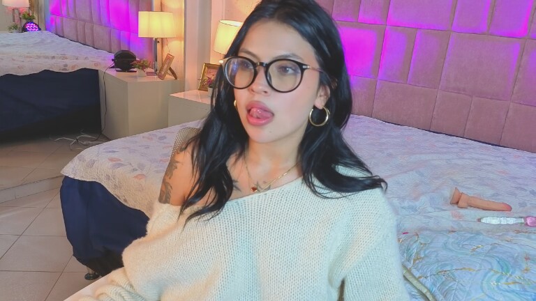 NyraVanee's Streamate show and profile