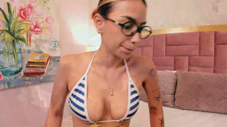 AnnieAdaams's Streamate show and profile