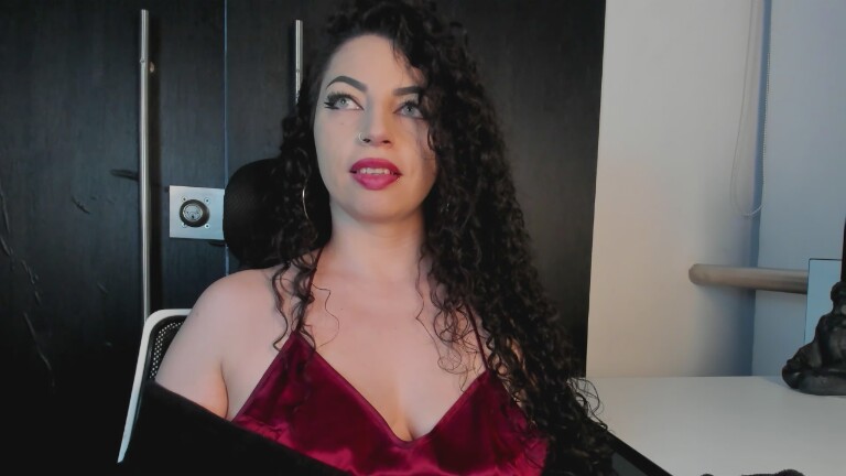 ScarlattaaDesire's Streamate show and profile