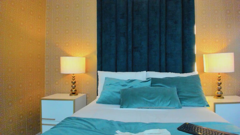 LiaMathews's Streamate show and profile