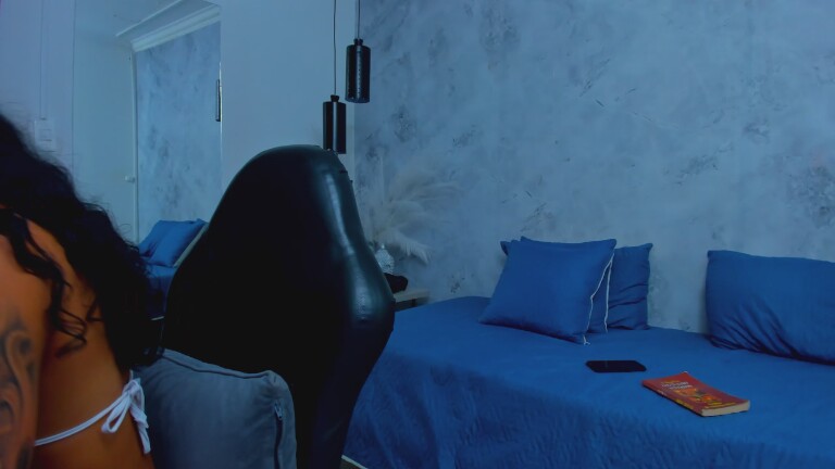 LexRosse's Streamate show and profile