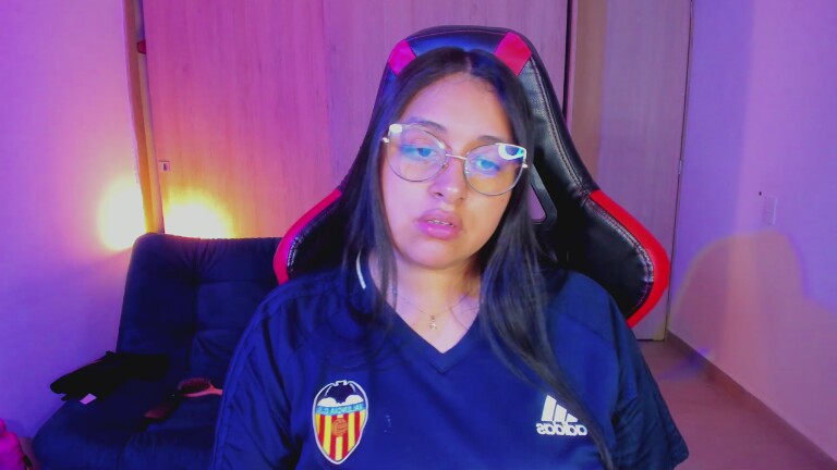 Sofiarodrigue's Streamate show and profile