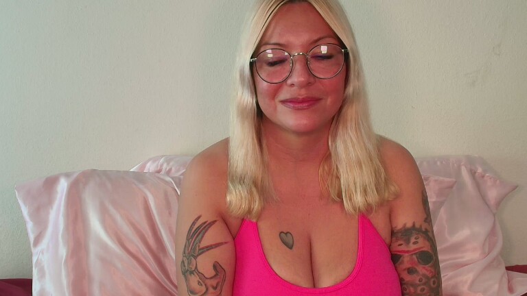 Cat_xx's Streamate show and profile