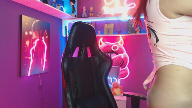 LuanEter's Streamate show and profile