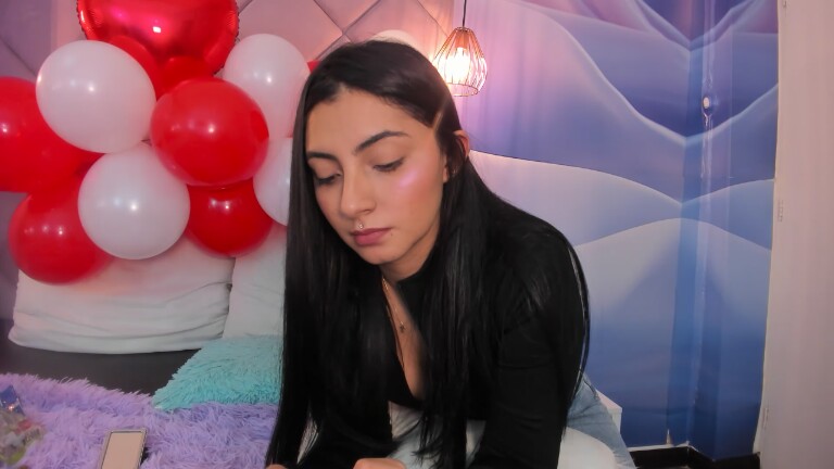 ViolletaRosse's Streamate show and profile