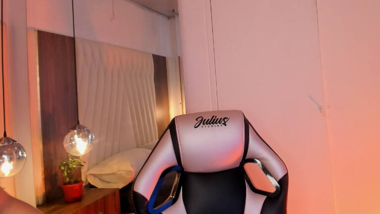 VictoriaVolko's Streamate show and profile