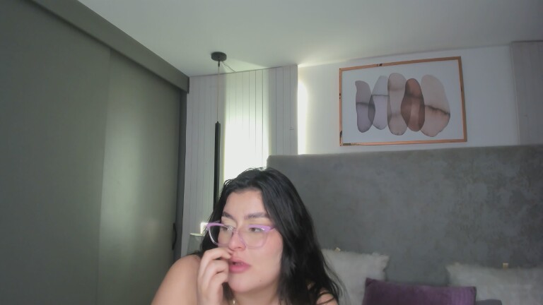 Violeta_Maddox's Streamate show and profile