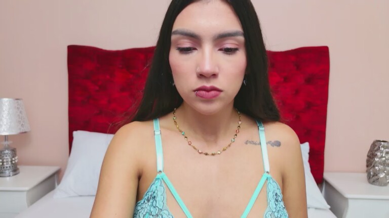 NoemiFerrer's Streamate show and profile