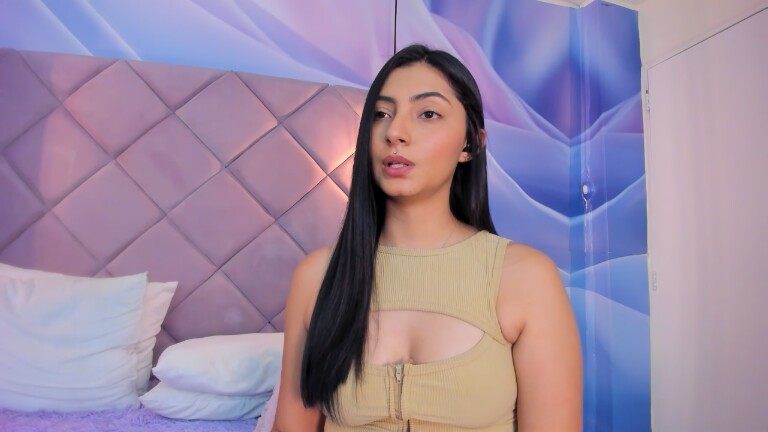 ViolletaRosse's Streamate show and profile