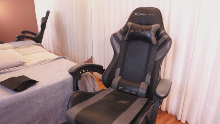 ZaraMiiuw's Streamate show and profile