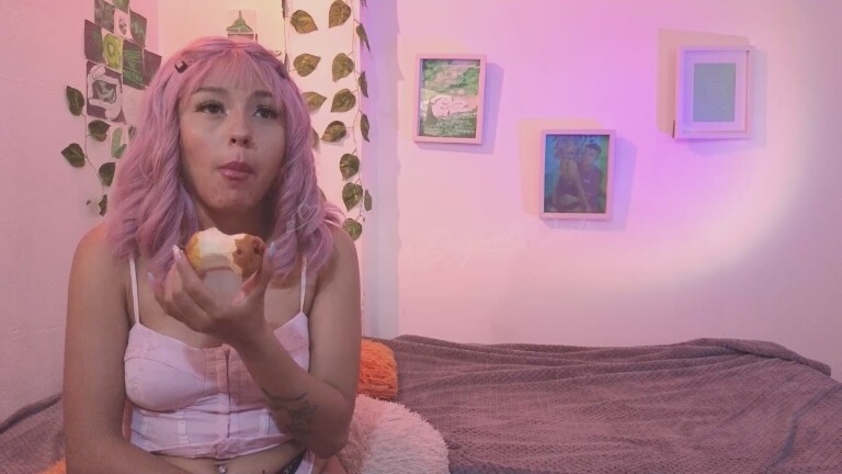 Dayaana's Streamate show and profile