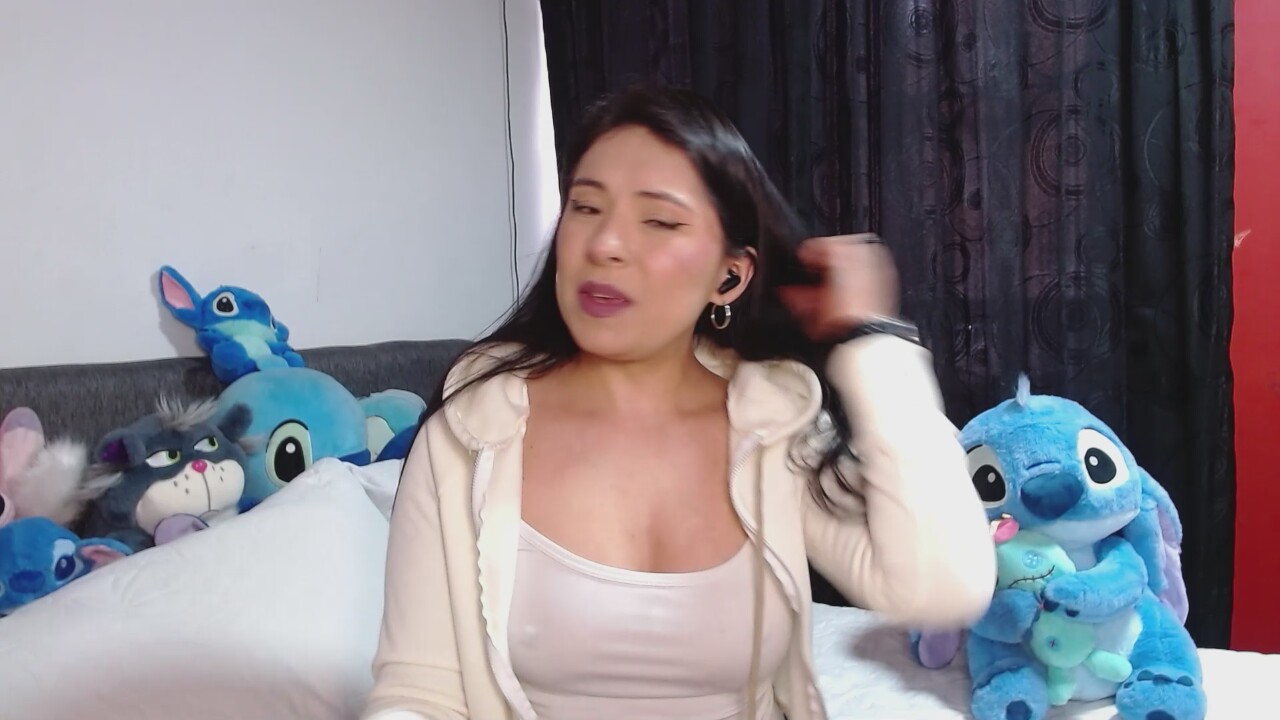 EllaRoss100