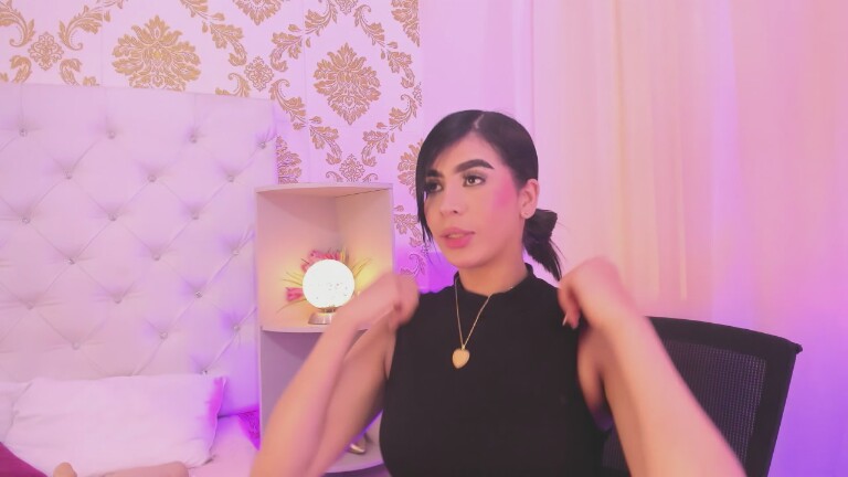 EMA_LAMBERT's Streamate show and profile